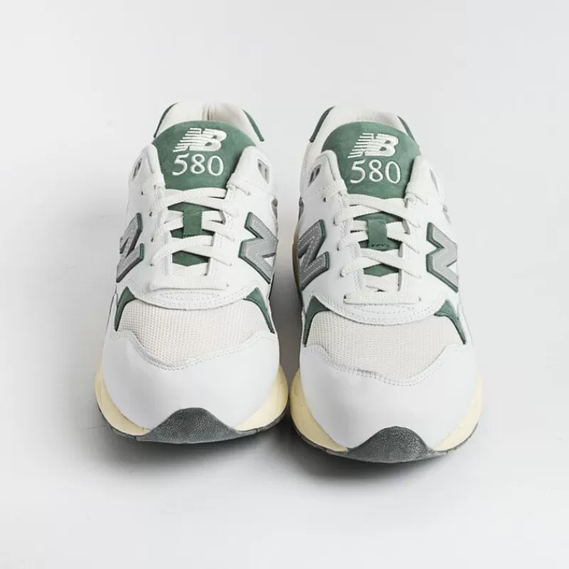 NEW BALANCE - Collezione Uomo New Balance - Sneakers - Mt580Rca - Bianco Verde<Collezione Scarpe Uomo Sneakers