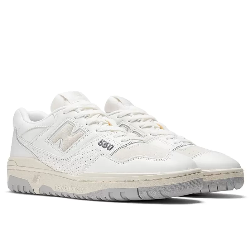 NEW BALANCE - Collezione Uomo New Balance - Sneakers Bb550Pwg - Bianco Beige<Collezione Scarpe Uomo Sneakers