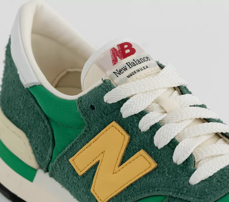 NEW BALANCE - Collezione Uomo New Balance - Sneakers Limited Edition Teddy Santis M990Gg1 - Verde<Collezione Scarpe Uomo Sneakers