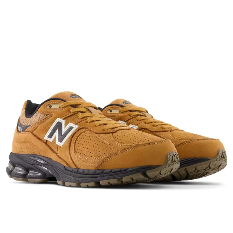 NEW BALANCE - Collezione Uomo New Balance - Sneakers M2002Rei - Tabacco<Collezione Scarpe Uomo Sneakers