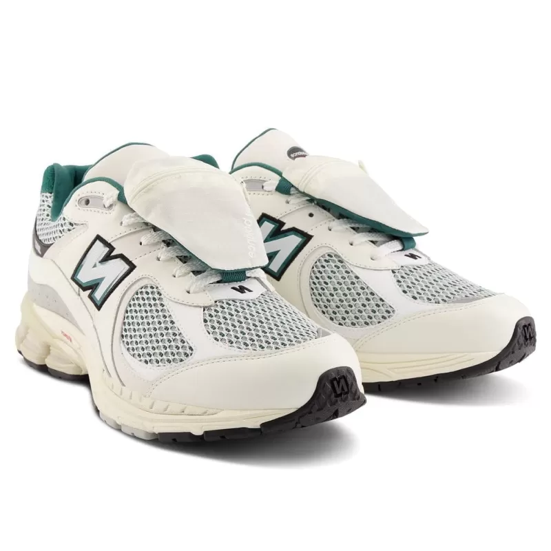 NEW BALANCE - Collezione Uomo New Balance - Sneakers M2002Rvd - Bianco Verde<Collezione Scarpe Uomo Sneakers